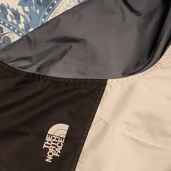 Wind jacket - Picture 8 of 8